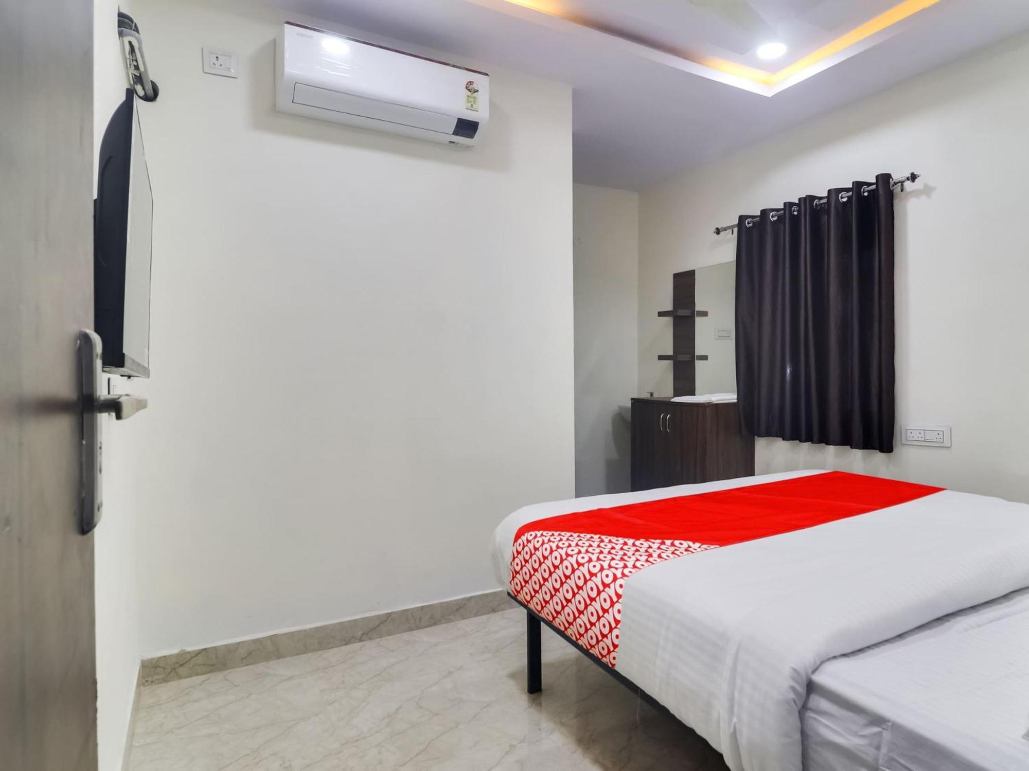 Hotel O Red Stone Hotels Хайдарабад Экстерьер фото